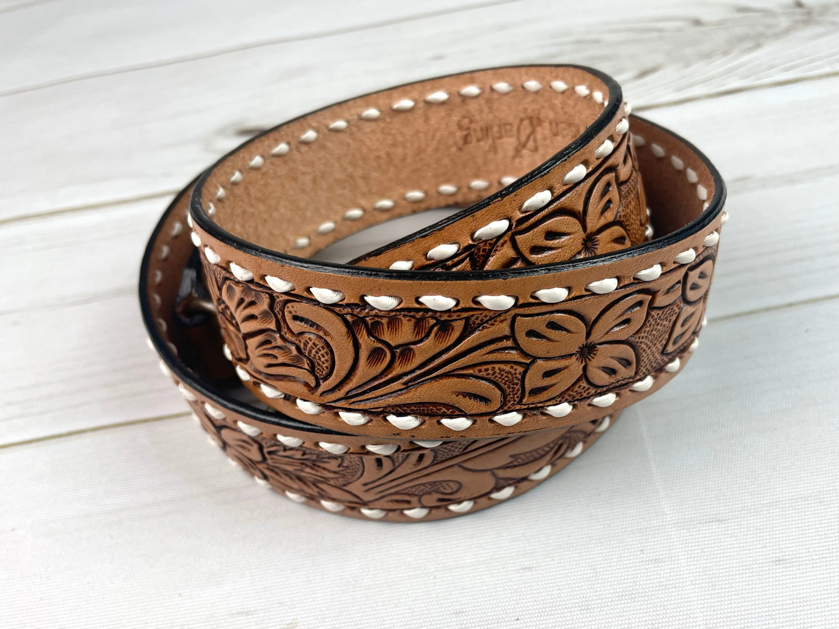 Medium / Light Leather Tooled Handbag Strap with White Buckstitch